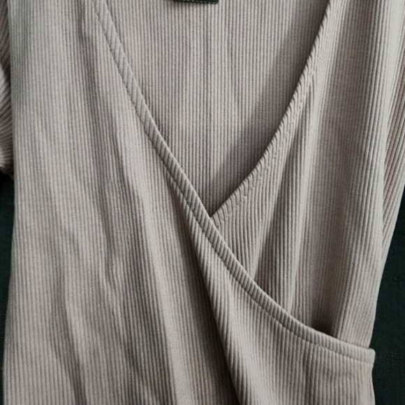 Express Dusty Pink Ribbed Top - Picture 5 of 5